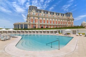 Bazén v ubytování Hôtel du Palais Biarritz, in The Unbound Collection by Hyatt nebo v jeho okolí