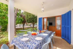 TV a/nebo společenská místnost v ubytování Villa REUS Alcudia by Mallorca Villa Selection + 19 fotografií