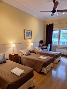 Postel nebo postele na pokoji v ubytování Casa Consell Apartments