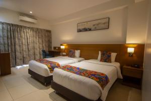 Легло или легла в стая в Monarch Express Chakan