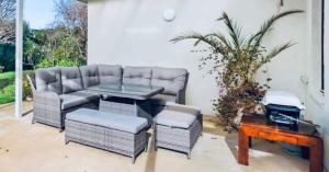 Χώρος καθιστικού στο Villa Avisa 5 minutes to the beach +19 φωτογραφίες