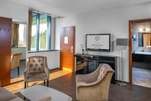 Kuchyň nebo kuchyňský kout v ubytování Hotel President