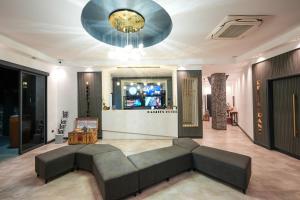 Телевизор и/или развлекательный центр в Ramitos Hotel