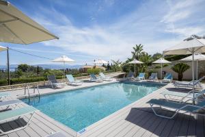 Bazén v ubytování Euphoria Seaview Residences with Shared Pool by Konnect nebo v jeho okolí