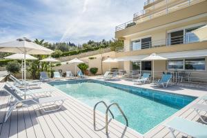Bazén v ubytování Euphoria Seaview Residences with Shared Pool by Konnect nebo v jeho okolí
