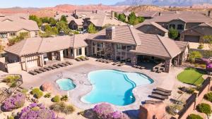 an aerial view of a house with a swimming pool at Sunset on the 5th in Washington +37 photos