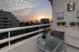 Rõdu või terrass majutusasutuses Borinquen 1 - Studio with amazing sea and pool views