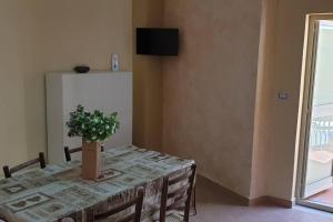 A kitchen or kitchenette at Borgo San Giorgio Apartment