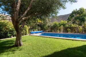 Πισίνα στο ή κοντά στο Villa Esmeralda