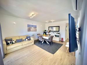 Gallery image of Vilamoura Eden Villa With Pool by Homing in Vilamoura