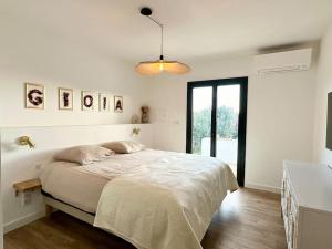 Foto dalla galleria di La Villa Gioia avec piscine ! ad Afa