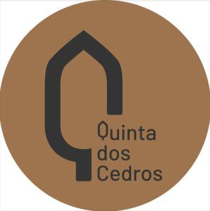 a label with the words cuirina does cedros at Quinta dos Cedros l Turismo Rural in Covilhã