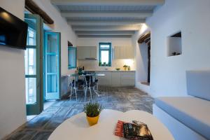 Μια τηλεόραση ή/και κέντρο ψυχαγωγίας στο The Architect's House, 3br villa in Naxos