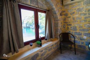 Foto dalla galleria di 'Panorama' Stone House On The Beach a Khalíkia