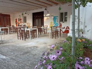 Reštaurácia alebo iné gastronomické zariadenie v ubytovaní La casa degli artisti