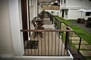 Balkón nebo terasa v ubytování Cleon Villas Pension