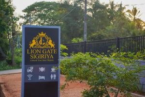Certificato, attestato, insegna o altro documento esposto da Lion Gate Hotel Sigiriya
