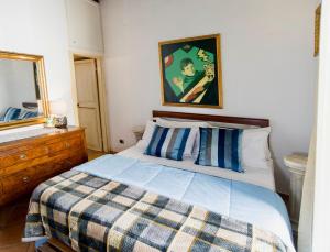 Posteľ alebo postele v izbe v ubytovaní Trevi fountain apartment