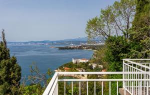 a view of the water from a balcony at 3 Bedroom Pet Friendly Home In Omisalj in Omišalj