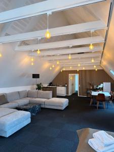 Posezení v ubytování VISIONHOUSE Hotel