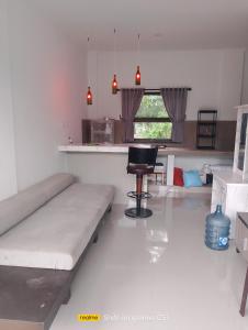 O bucătărie sau chicinetă la Wiwik sweet villa