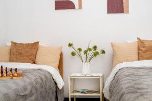 Φωτογραφία από το άλμπουμ του Coastal Oasis - Sea View Porta Batumi 2 bedroom apartment στο Μπατούμι