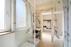 Phòng tắm tại I Due Mori - Luxury Rooms