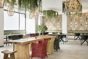 Restauracja lub miejsce do jedzenia w obiekcie Stic Urban Hotel & SPA
