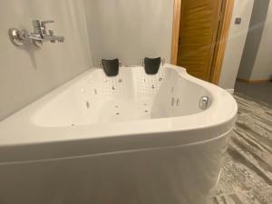 Koupelna v ubytování Rosse Hotel