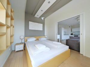 Turnau City Aparthotel客房内的一张或多张床位