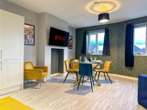 Gallery image of Luxury Boutique Apartments Block Free Street Parking in Hounslow +154 photos