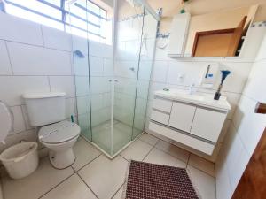 Kylpyhuone majoituspaikassa Acqua Flats Jaguariúna