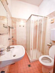 Koupelna v ubytování Hotel Rosa