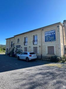 Φωτογραφία από το άλμπουμ του Hôtel Restaurant Douce France σε Saint Alban Auriolles