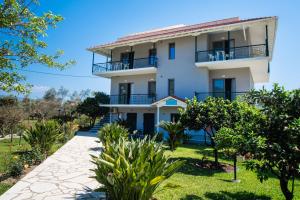 Το κτήριο όπου στεγάζεται  το διαμέρισμα