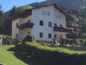 Gallery image of Villa Ginestra in Molveno