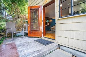 Zahrada ubytování Charming 1bd Suite in Capitol Hill - Foxglove Inn