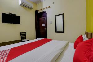 Gallery image of Super OYO Flagship Rudraksh Hotel in Rāmnagar