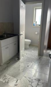 Un baño de ImeeAllanParadise