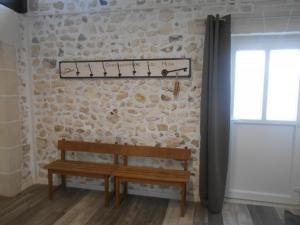 Galeriebild der Unterkunft Gîte de charme proche du ZooParc de Beauval - 2 terrasses, jardin, cheminée, clim, parking gratuit - FR-1-491-408 in Meusnes