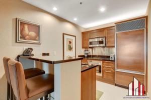 Una cocina o zona de cocina en Signature 2BR3BA F1 View Balcony Ste 08-801 and 03