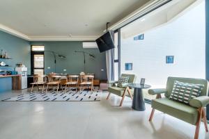 Area tempat duduk di Chill Style Inn