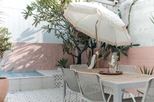 Fotografie z fotogalerie ubytování 沉靛旅宿 La Casa Indaco 墾丁夢幻島Villa v destinaci Sigou