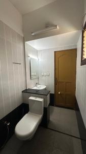 Ένα μπάνιο στο Amarah Homestay