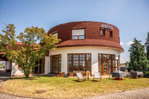 Budova, kde se motel nachází