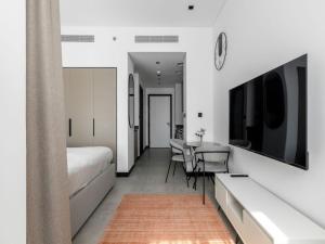 Gallery image of OYO 1189 Home Orion BLDG 1 Bedroom XL in Dubai