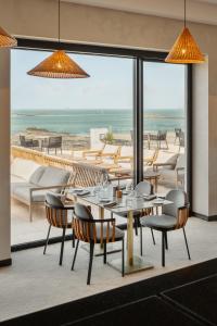 Ein allgemeiner Meerblick oder ein Meerblick von des Hotels aus