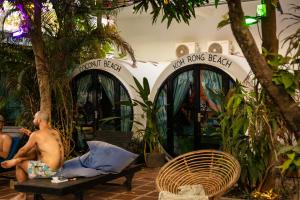 Giardino di White Rabbit Hostel