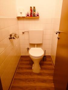 Bathroom sa Thermenland-Traum Appartement