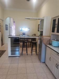 Dapur atau dapur kecil di Jalinan Qaseh Homestay +8 gambar